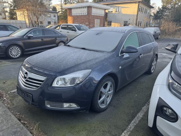 29.06.2012 reg Opel Insignia Sports Tourer 2.0Tdci - 131HK - Antatt Cosmo-utgave da den har har helskinn! - Bilde 2