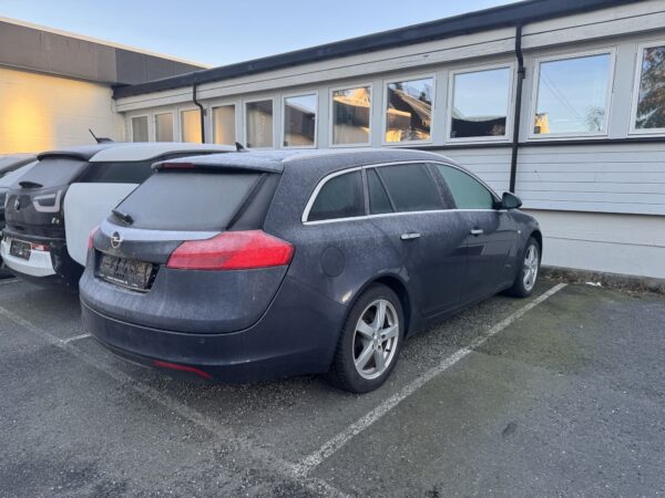 29.06.2012 reg Opel Insignia Sports Tourer 2.0Tdci - 131HK - Antatt Cosmo-utgave da den har har helskinn! - Bilde 6