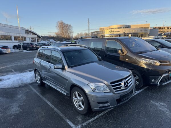 Tilnærmet STRØKEN Mercedes-benz GLK 220cdi - 170hk - 4matic m/Sportspakke utv/inn - se bilder!