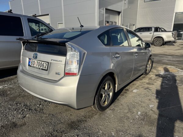 2011mod Toyota Prius 1.8 VVT-i Hybrid Automat - Klima - Xenon -Cruise -Navi - EU OK TIL 2026 - Bilde 5