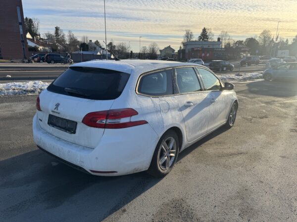 2015mod Peugeot 308 II SW 1.6Hdi ***ACTIVE-UTGAVE*** m/Panoramaglasstak + NAVI