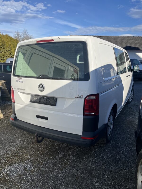 2017mod VW Transporter 2.0Tdi - 150HK - 4Motion - 3seter - WEBASTO - svinghjul/reim skiftet! - Bilde 2