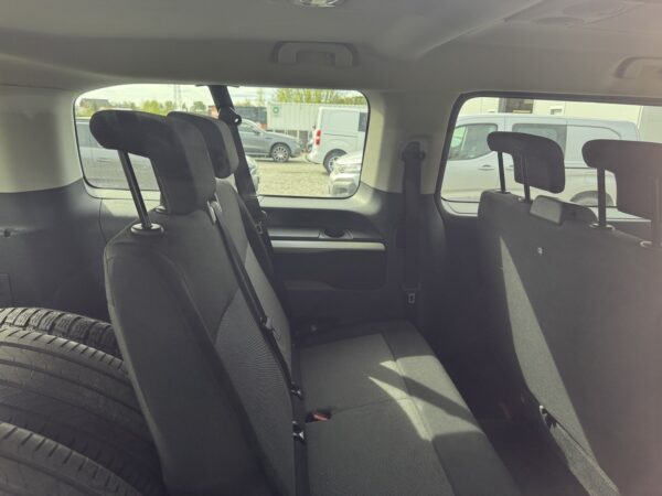 9-SETER - 2021mod Peugeot Traveller 2.0Hdi - 177HK med AT6-Automat - 9-seter PERSONBIL !! - Bilde 5